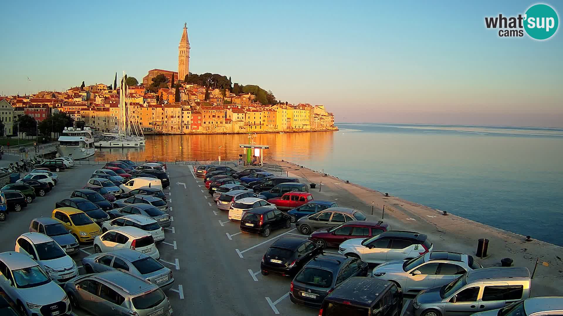 Spletna kamera Rovinj panorama mesta | Istra