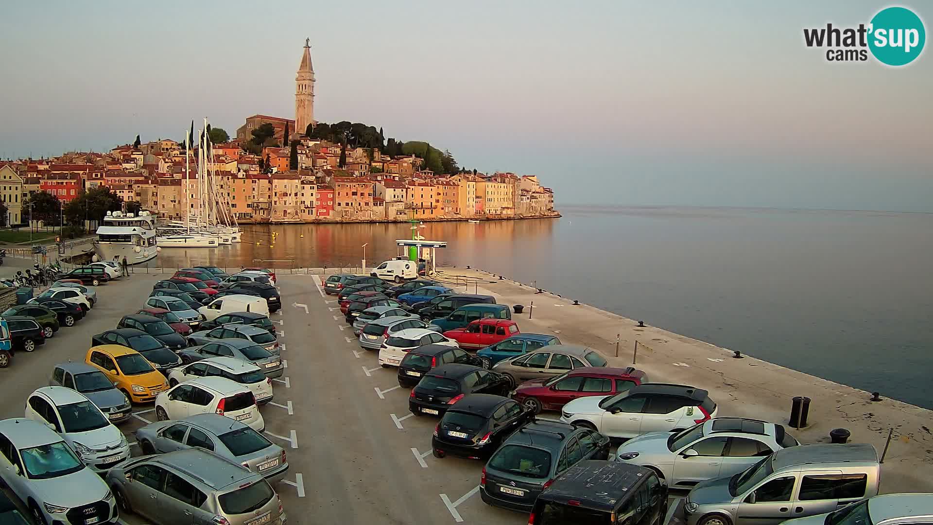 Spletna kamera Rovinj panorama mesta | Istra
