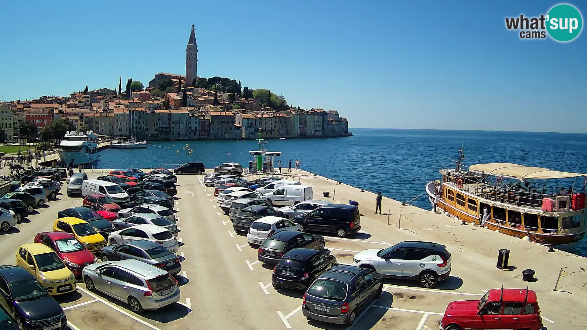 Spletna kamera Rovinj panorama mesta | Istra