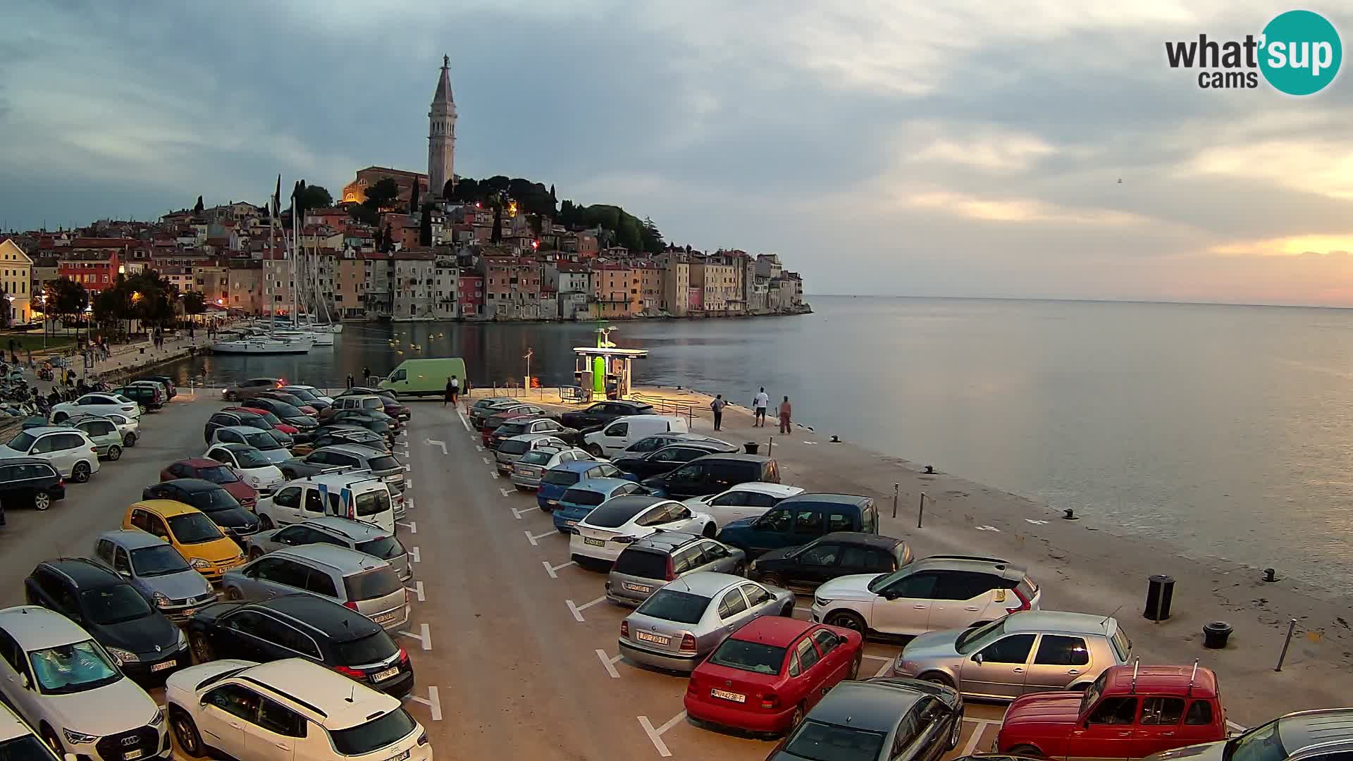 Spletna kamera Rovinj panorama mesta | Istra
