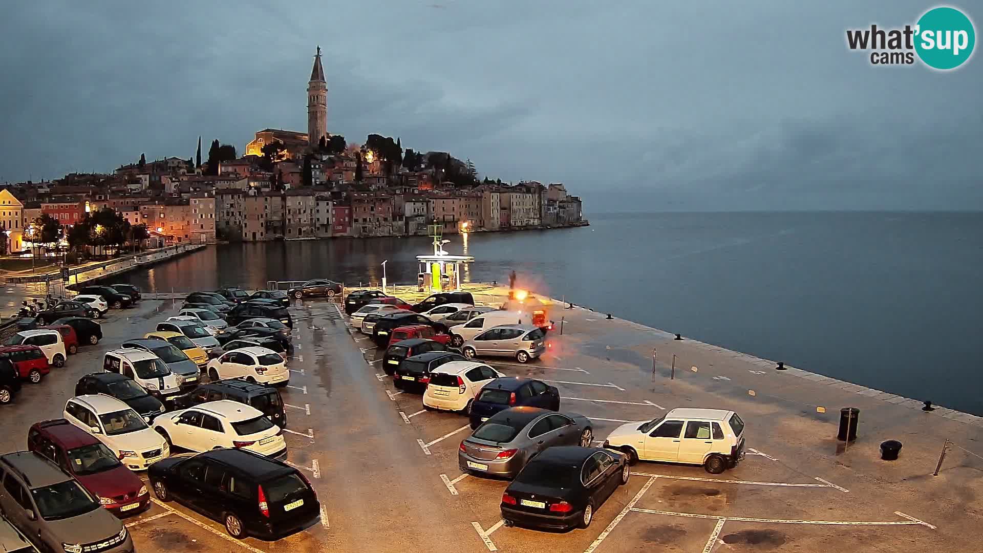 Spletna kamera Rovinj panorama mesta | Istra