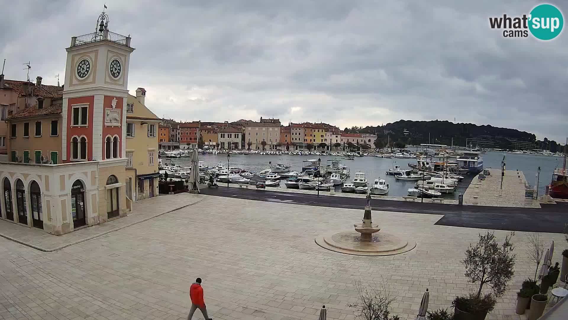 Webcam Rovigno piazza | LIVE cam Piazza centrale Rovigno