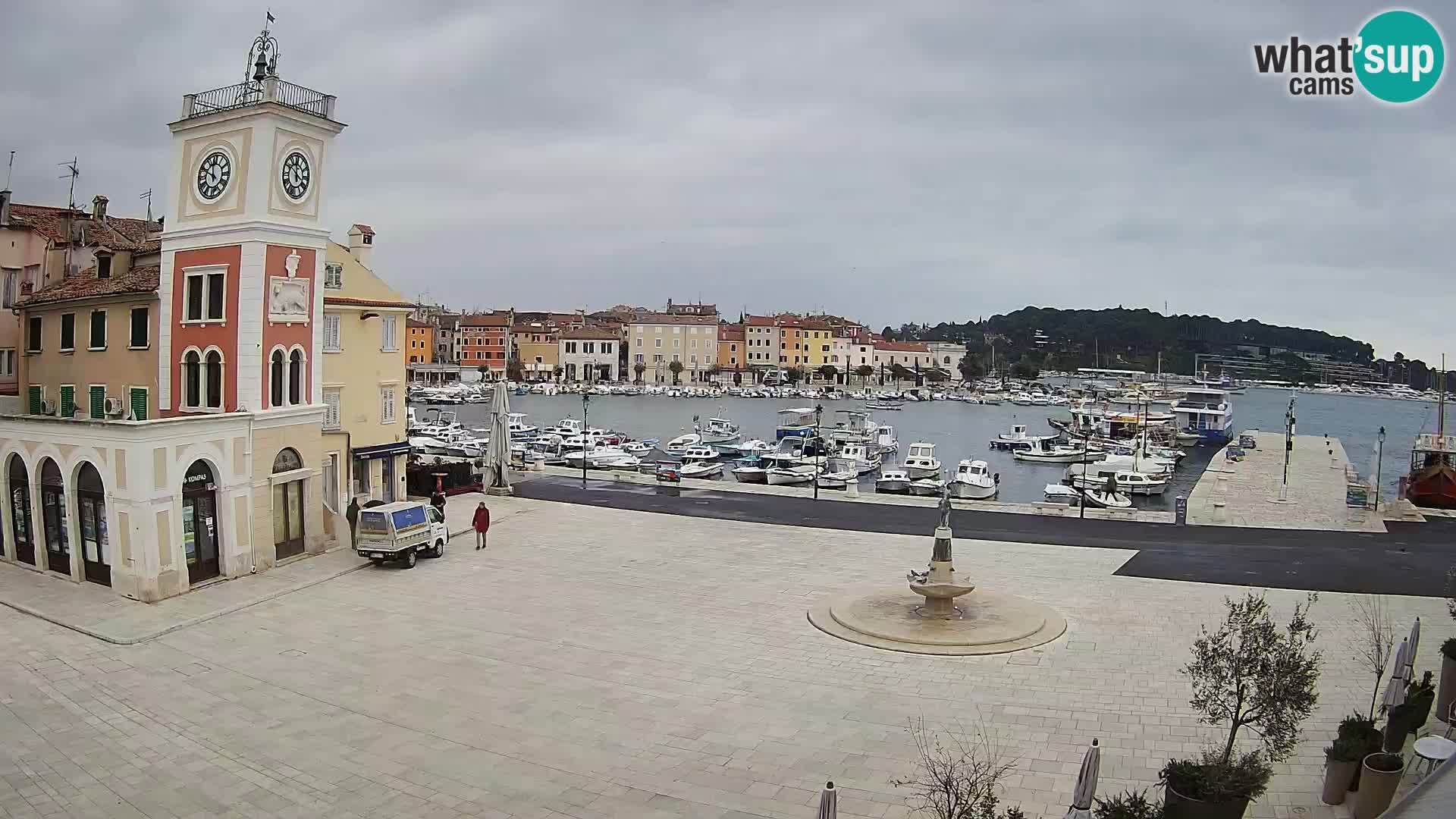 Webcam Rovigno piazza | LIVE cam Piazza centrale Rovigno