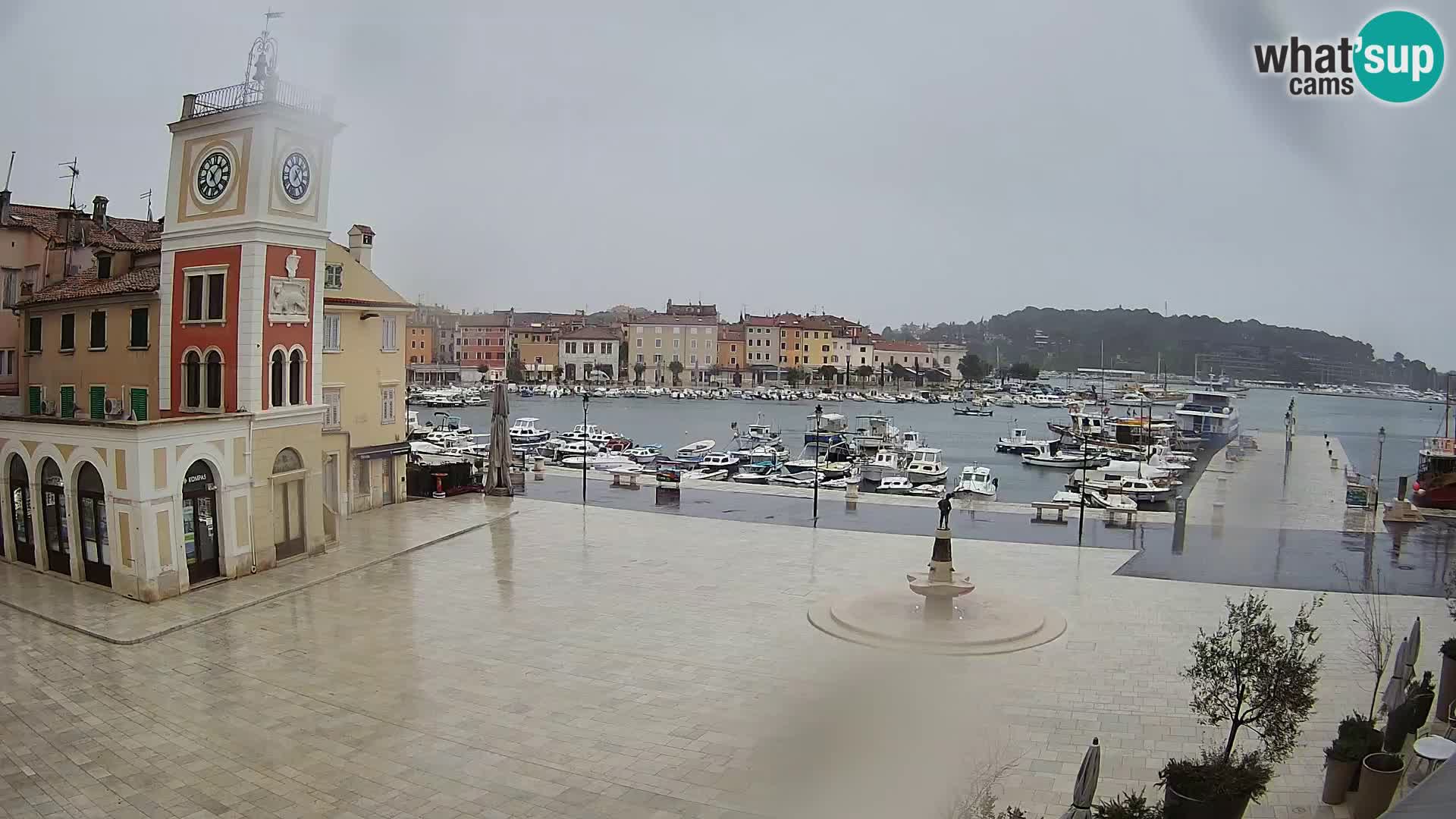 Webcam Rovigno piazza | LIVE cam Piazza centrale Rovigno