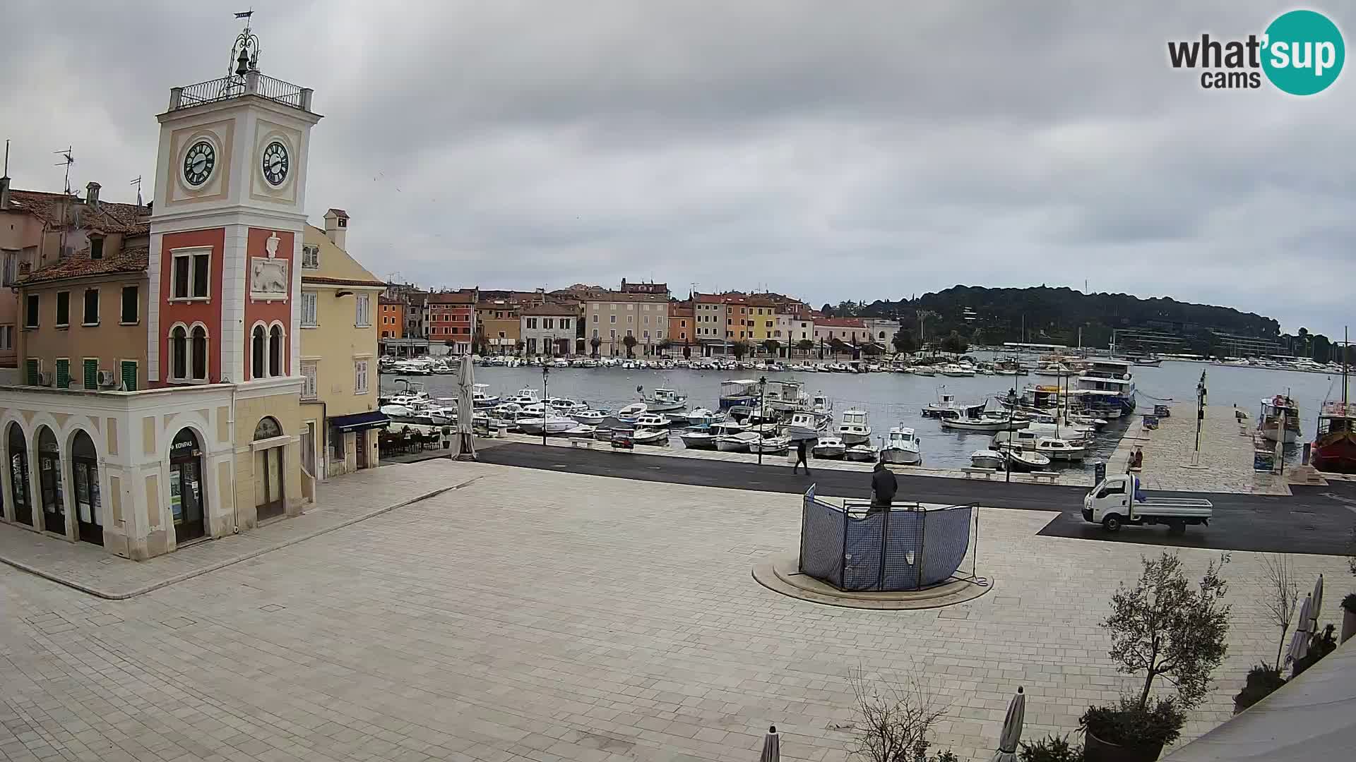 Webcam Rovigno piazza | LIVE cam Piazza centrale Rovigno