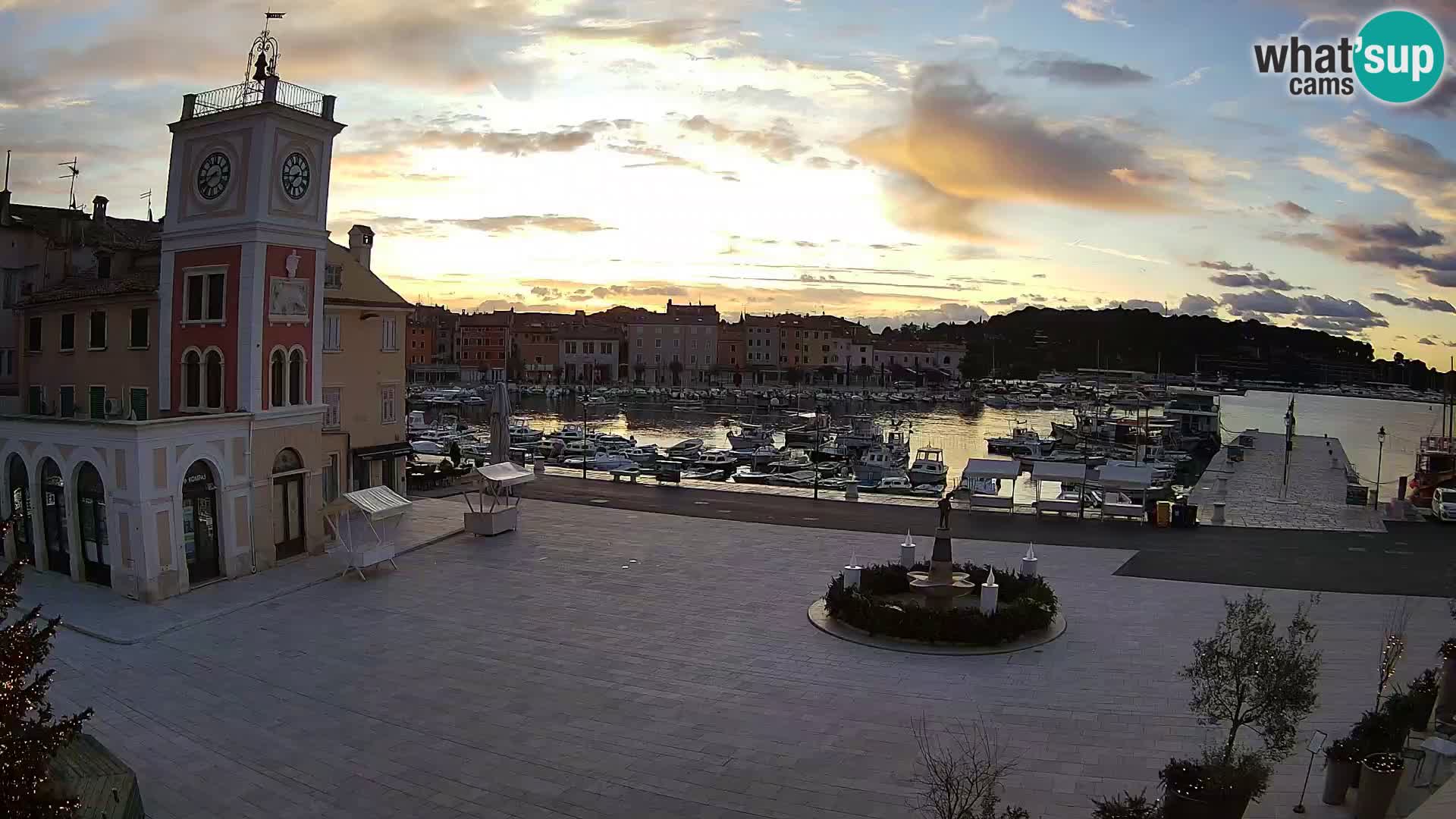 Webcam Rovigno piazza | LIVE cam Piazza centrale Rovigno