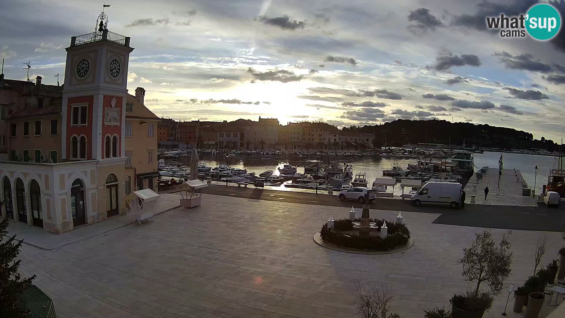 Webcam Rovigno piazza | LIVE cam Piazza centrale Rovigno