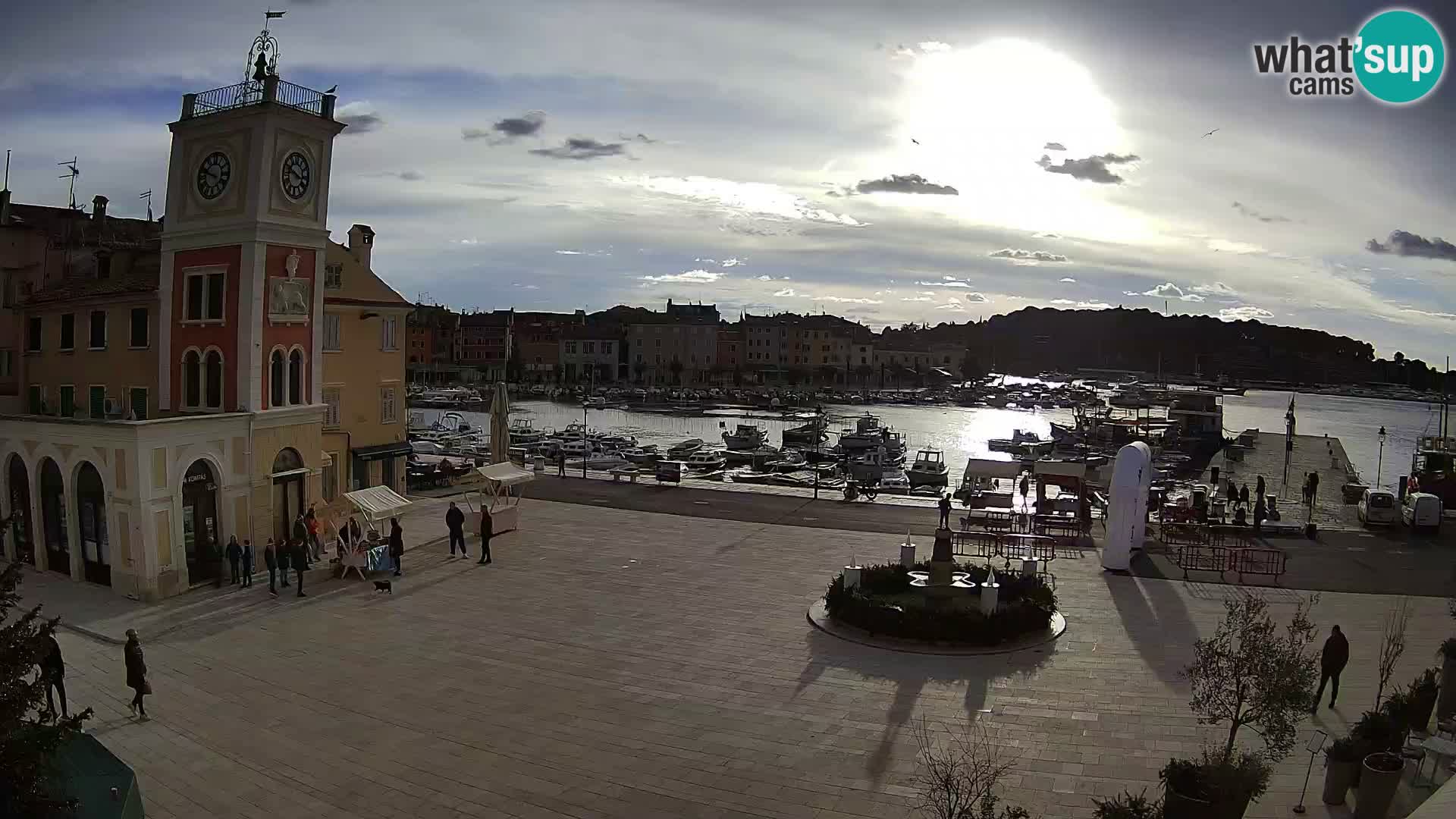 Webcam Rovigno piazza | LIVE cam Piazza centrale Rovigno