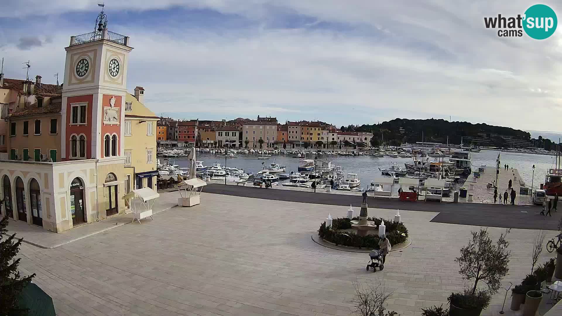 Rovinj spletna kamera trg