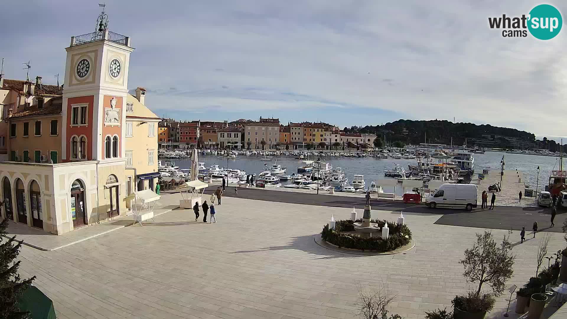 Rovinj spletna kamera trg