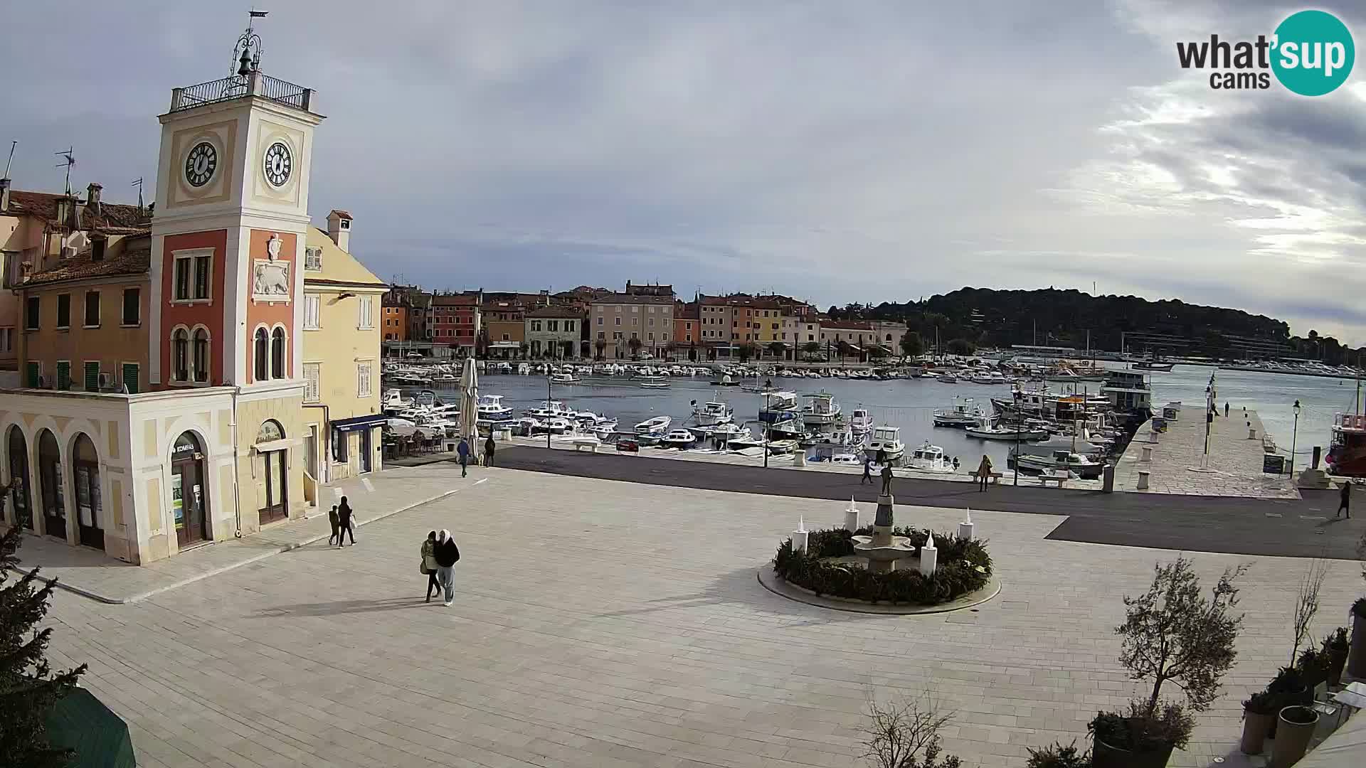 Rovinj spletna kamera trg