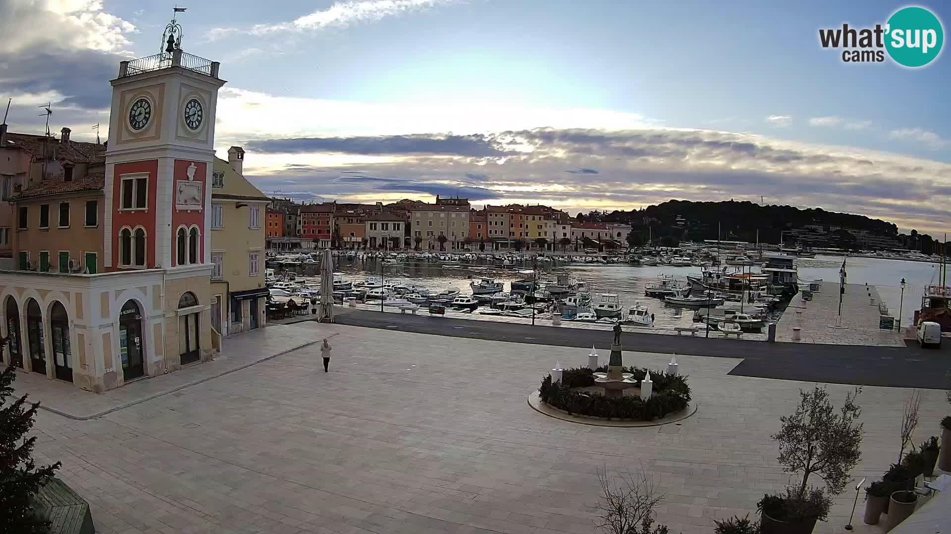 Rovinj spletna kamera trg