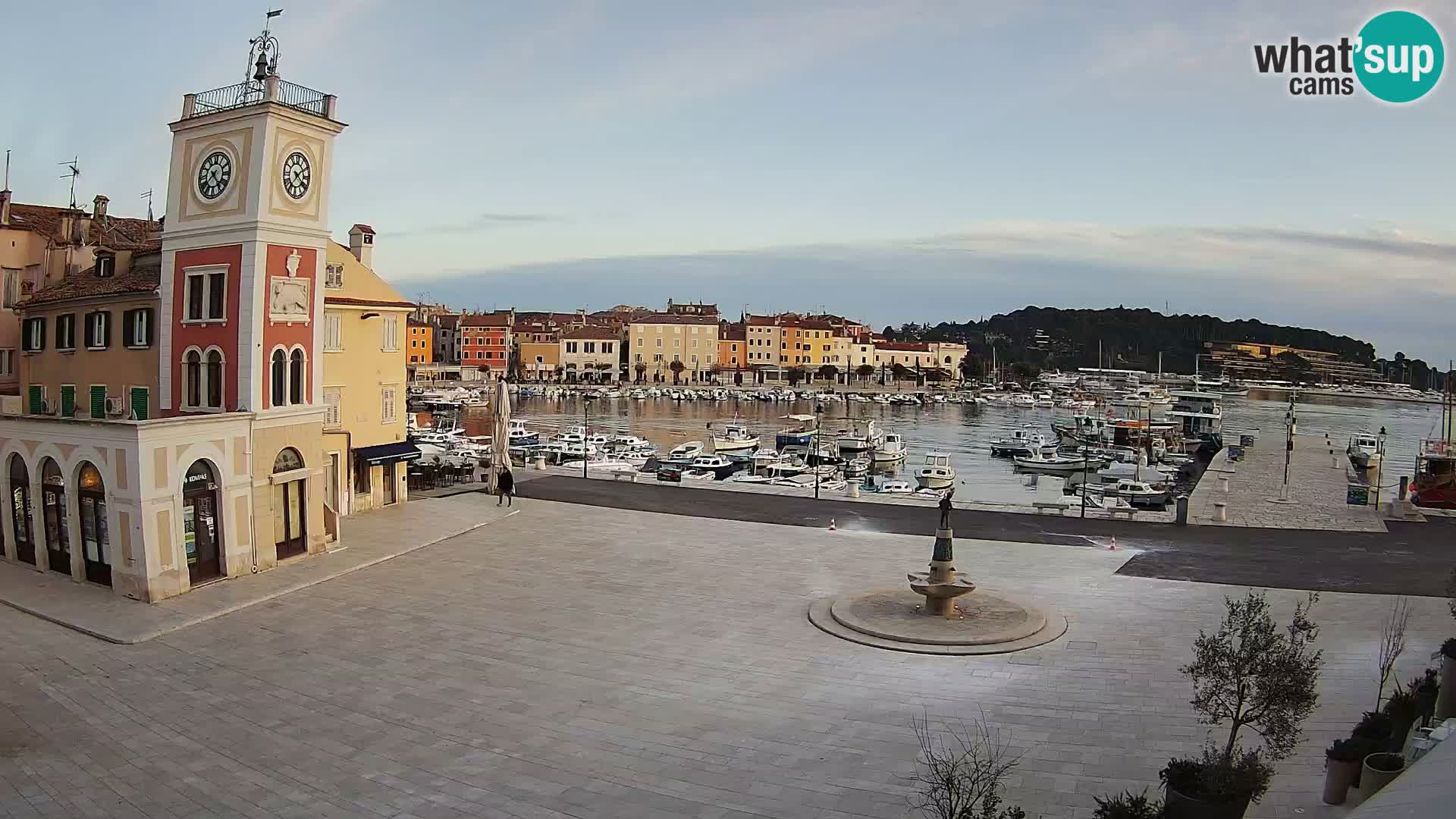 Rovinj spletna kamera trg