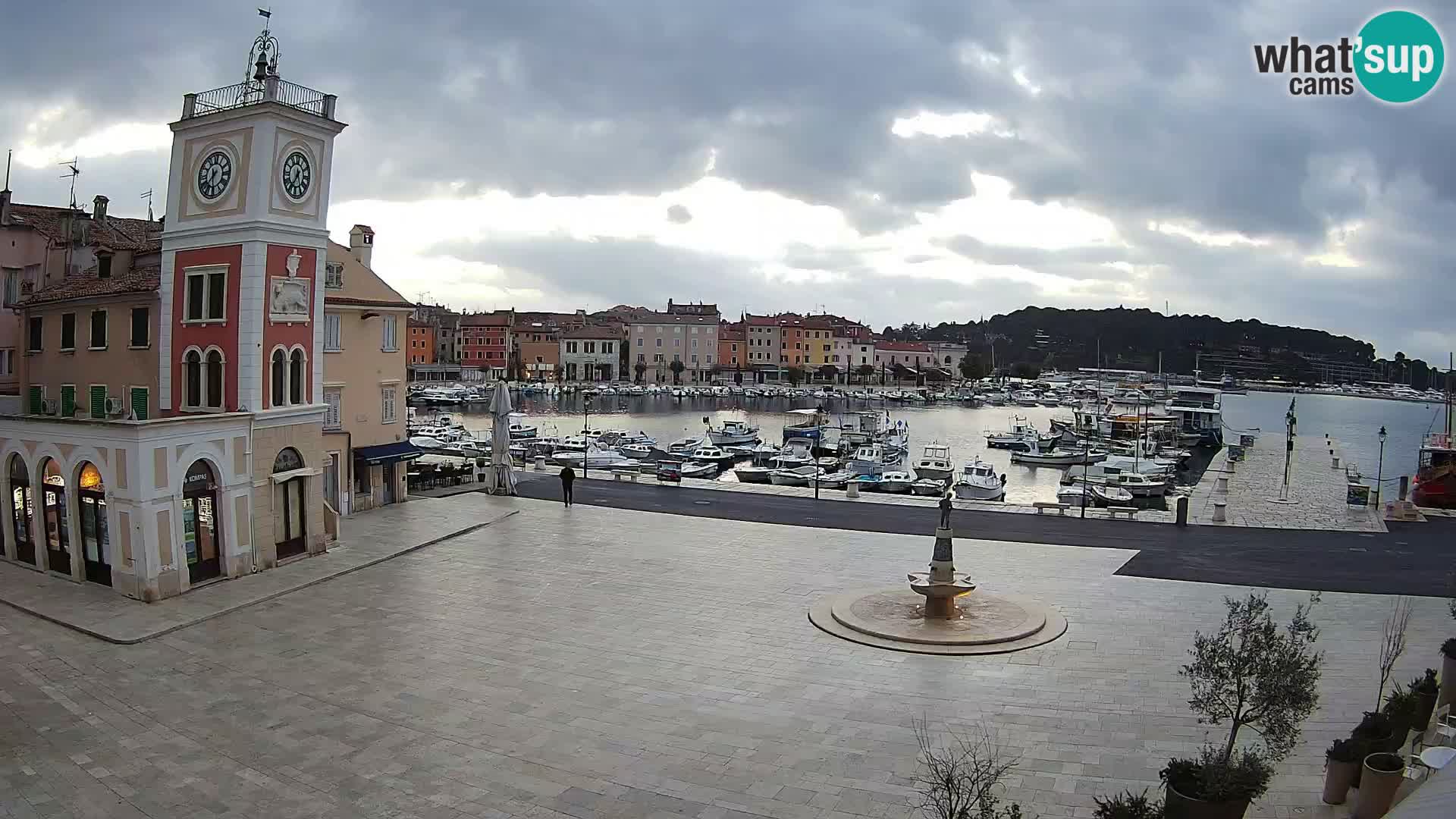 Rovinj spletna kamera trg