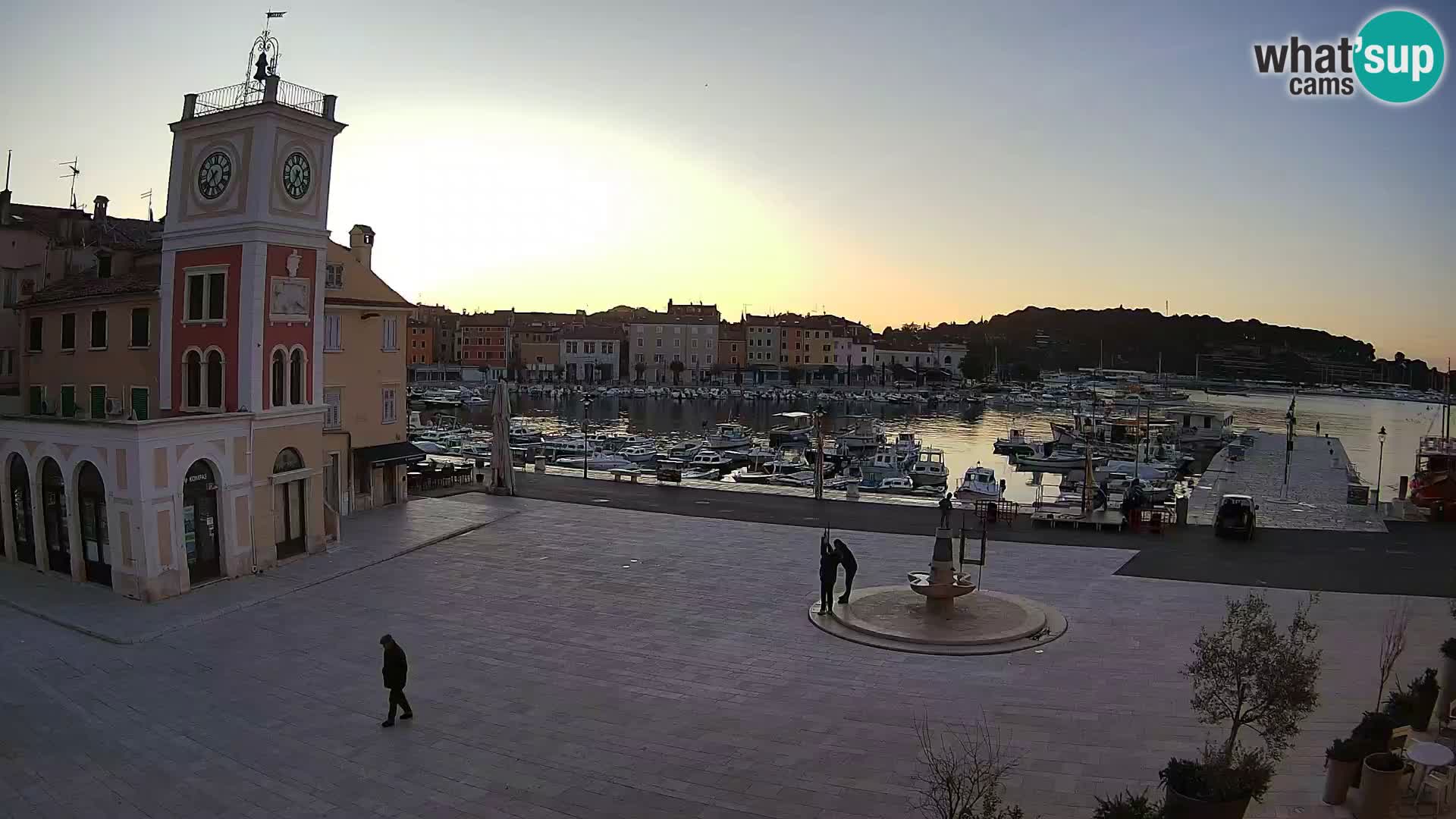 Rovinj spletna kamera trg