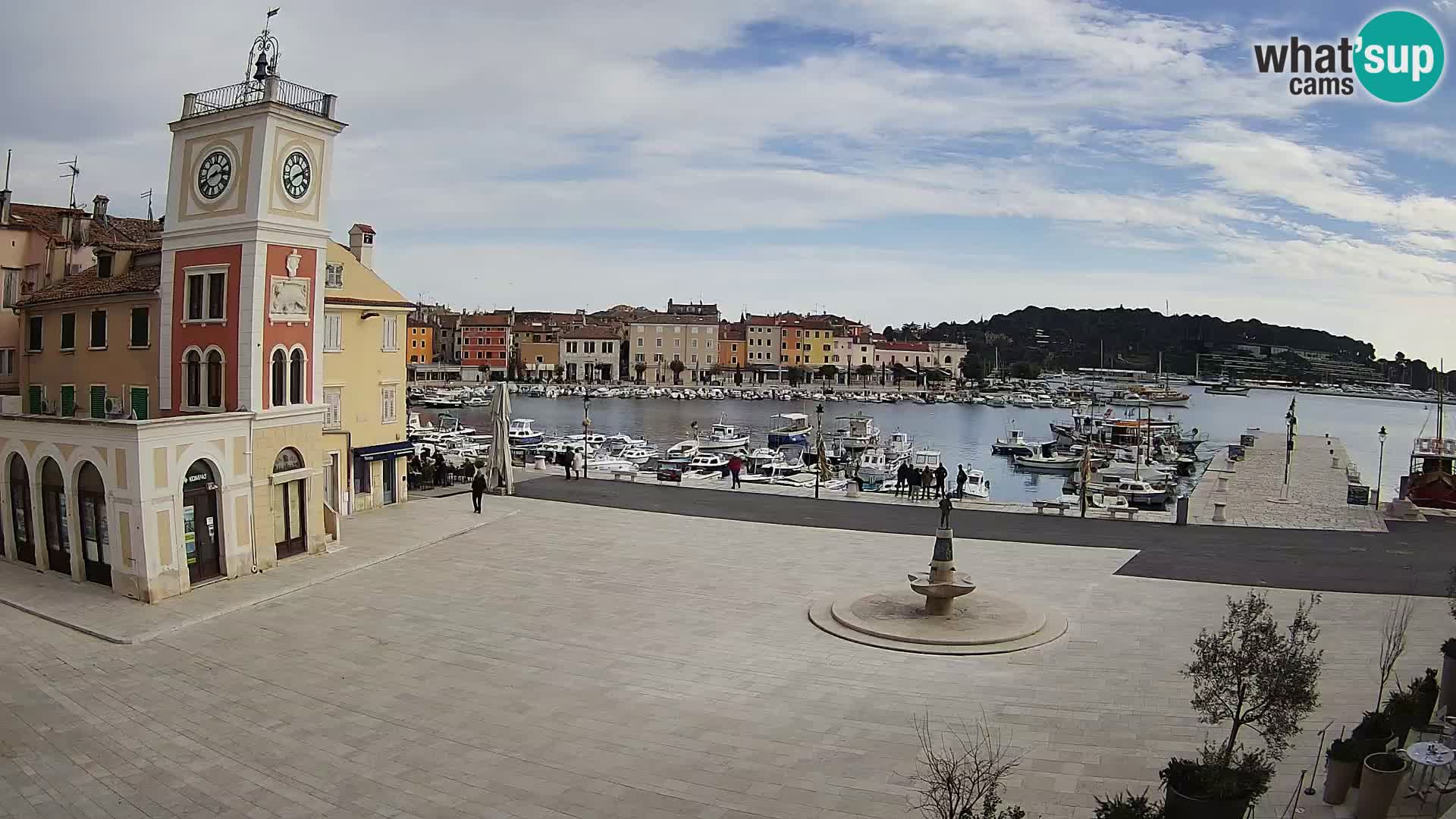 Webcam Rovigno piazza | LIVE cam Piazza centrale Rovigno