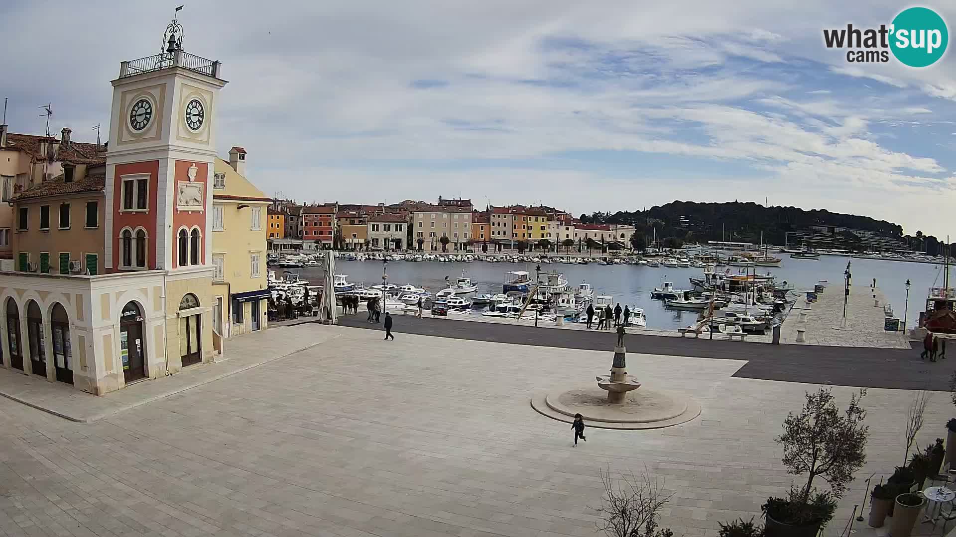 Webcam Rovigno piazza | LIVE cam Piazza centrale Rovigno