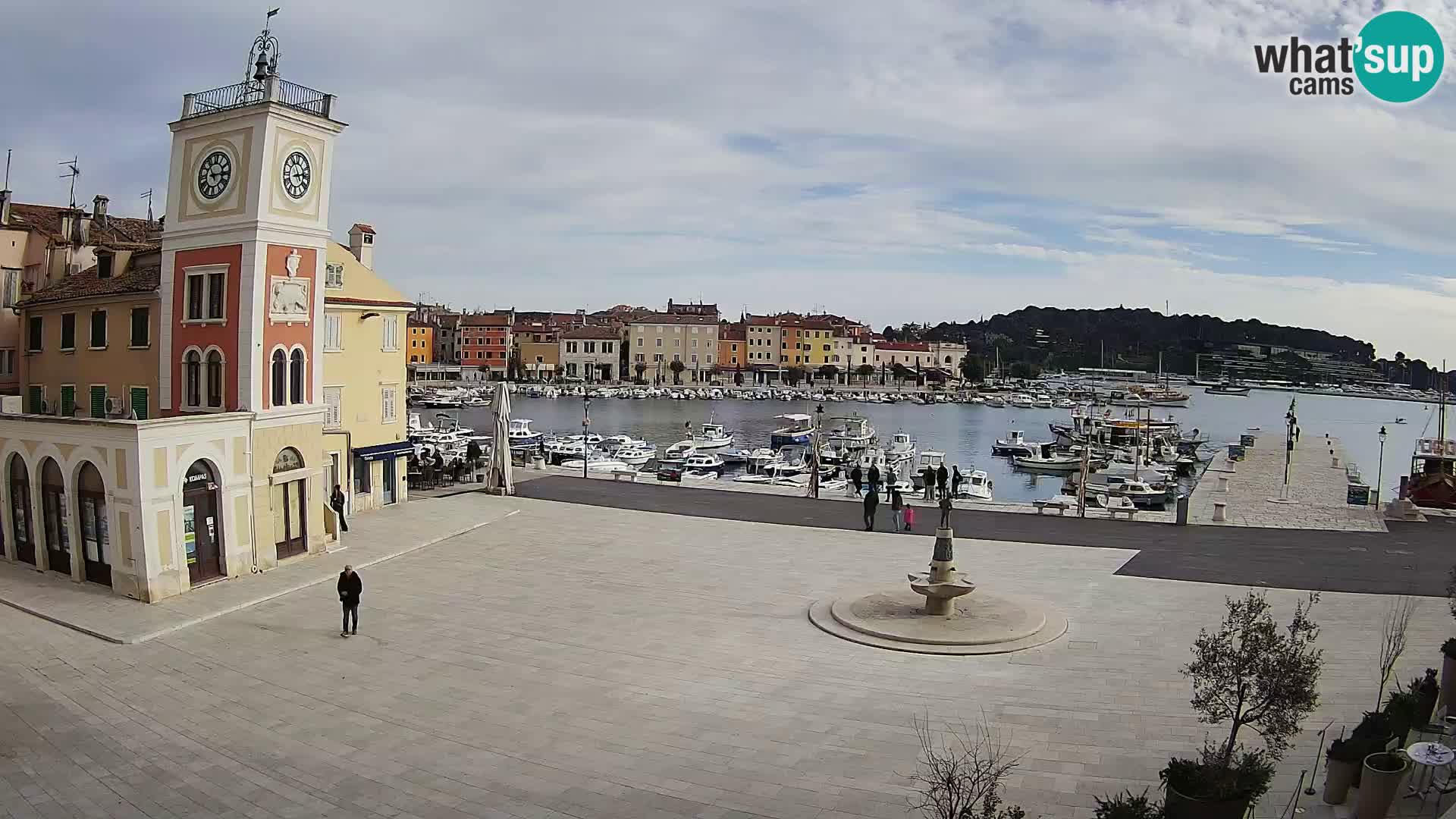 Webcam Rovigno piazza | LIVE cam Piazza centrale Rovigno