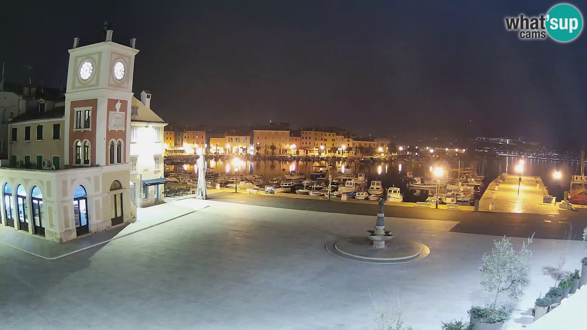 Webcam Rovigno piazza | LIVE cam Piazza centrale Rovigno