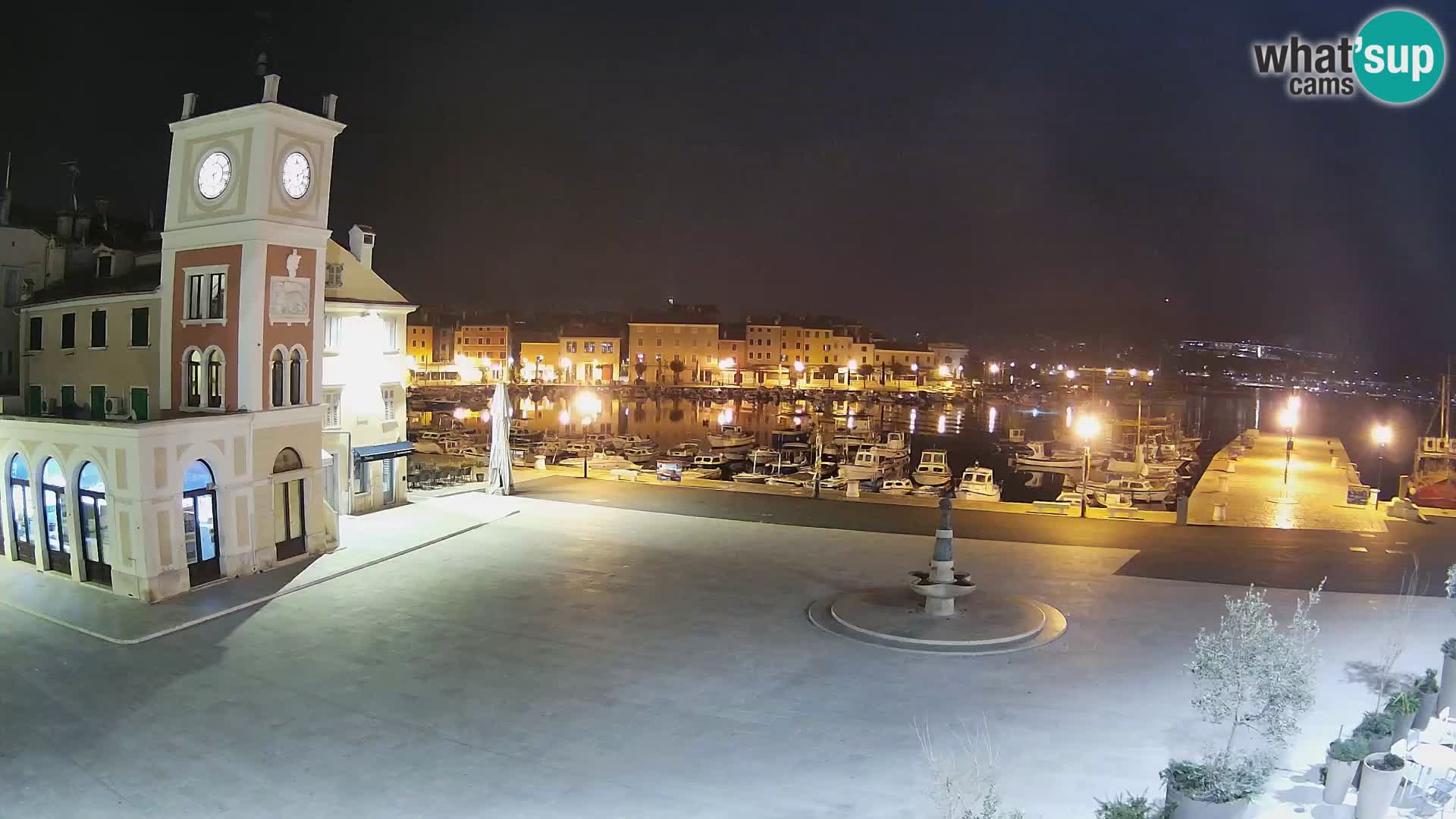 Webcam Rovigno piazza | LIVE cam Piazza centrale Rovigno