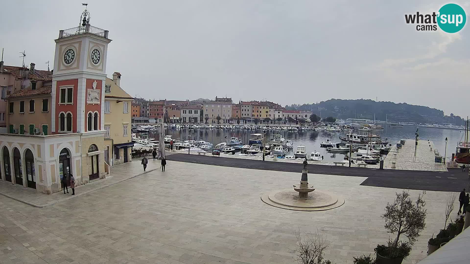 Webcam Rovigno piazza | LIVE cam Piazza centrale Rovigno