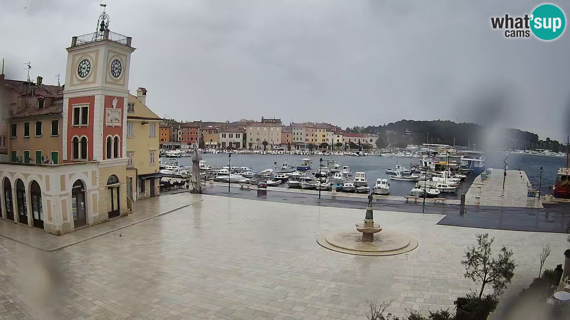 Webcam Rovigno piazza | LIVE cam Piazza centrale Rovigno