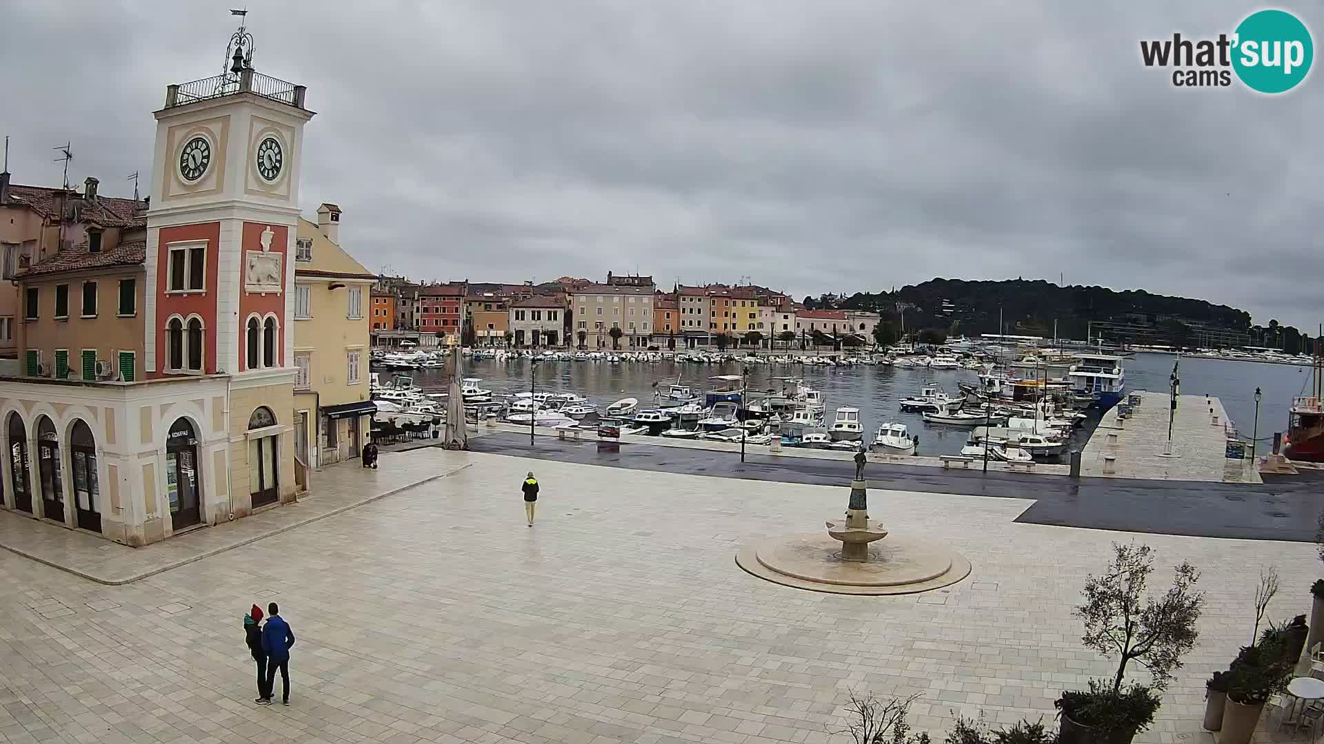 Webcam Rovigno piazza | LIVE cam Piazza centrale Rovigno