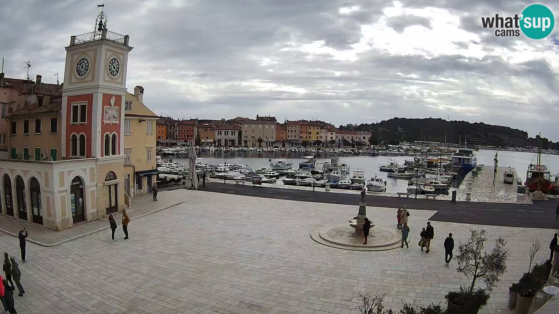 Webcam Rovigno piazza | LIVE cam Piazza centrale Rovigno