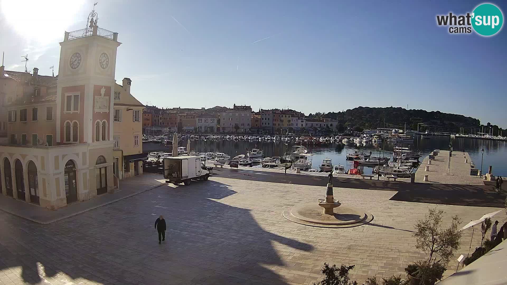 Webcam Rovigno piazza | LIVE cam Piazza centrale Rovigno