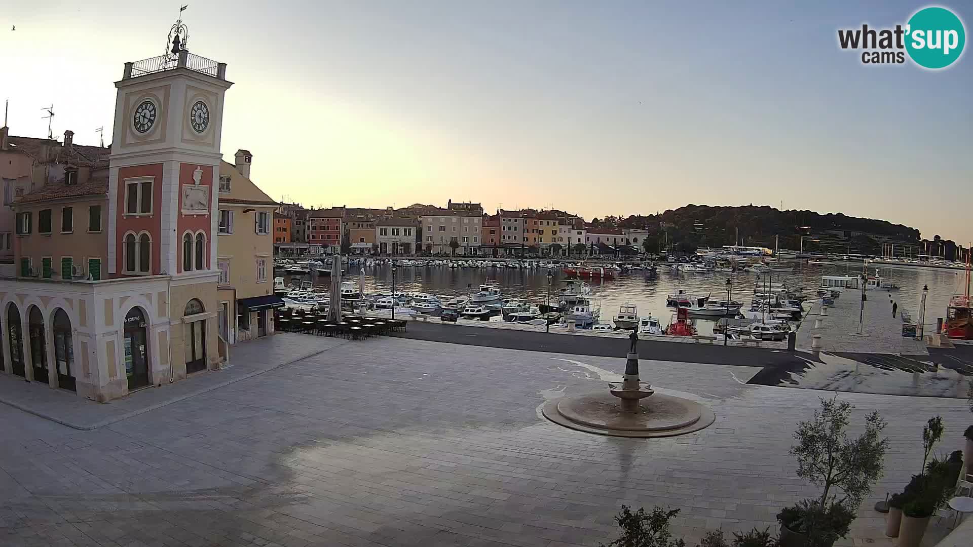 Webcam Rovigno piazza | LIVE cam Piazza centrale Rovigno