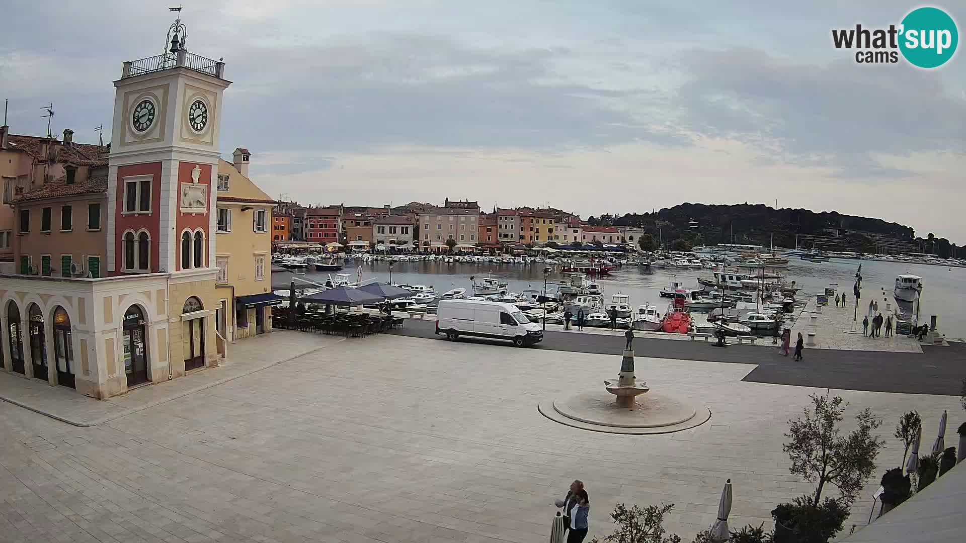 Webcam Rovigno piazza | LIVE cam Piazza centrale Rovigno