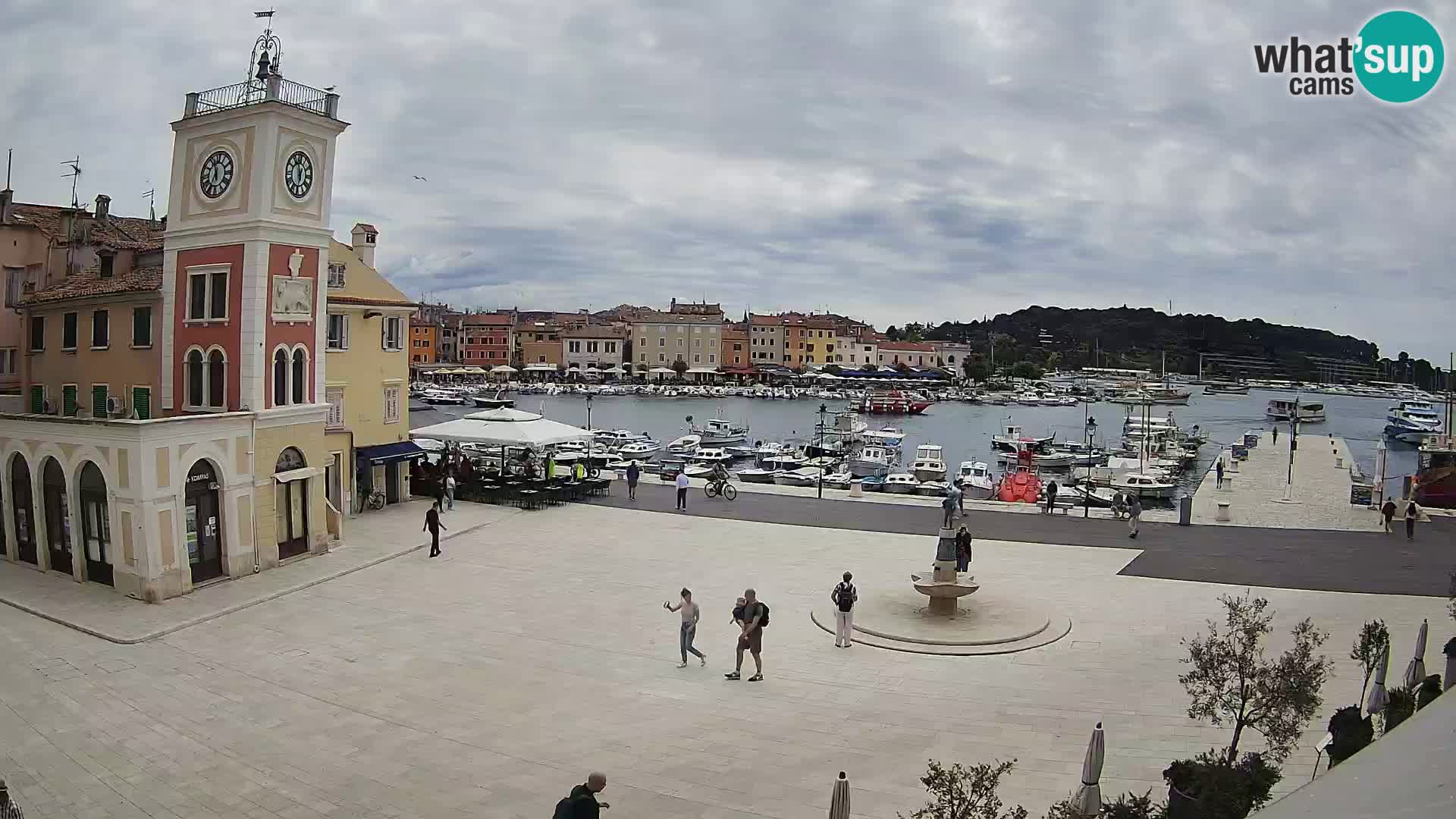 Webcam Rovigno piazza | LIVE cam Piazza centrale Rovigno