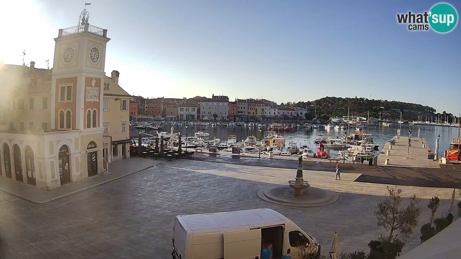 Rovinj spletna kamera trg