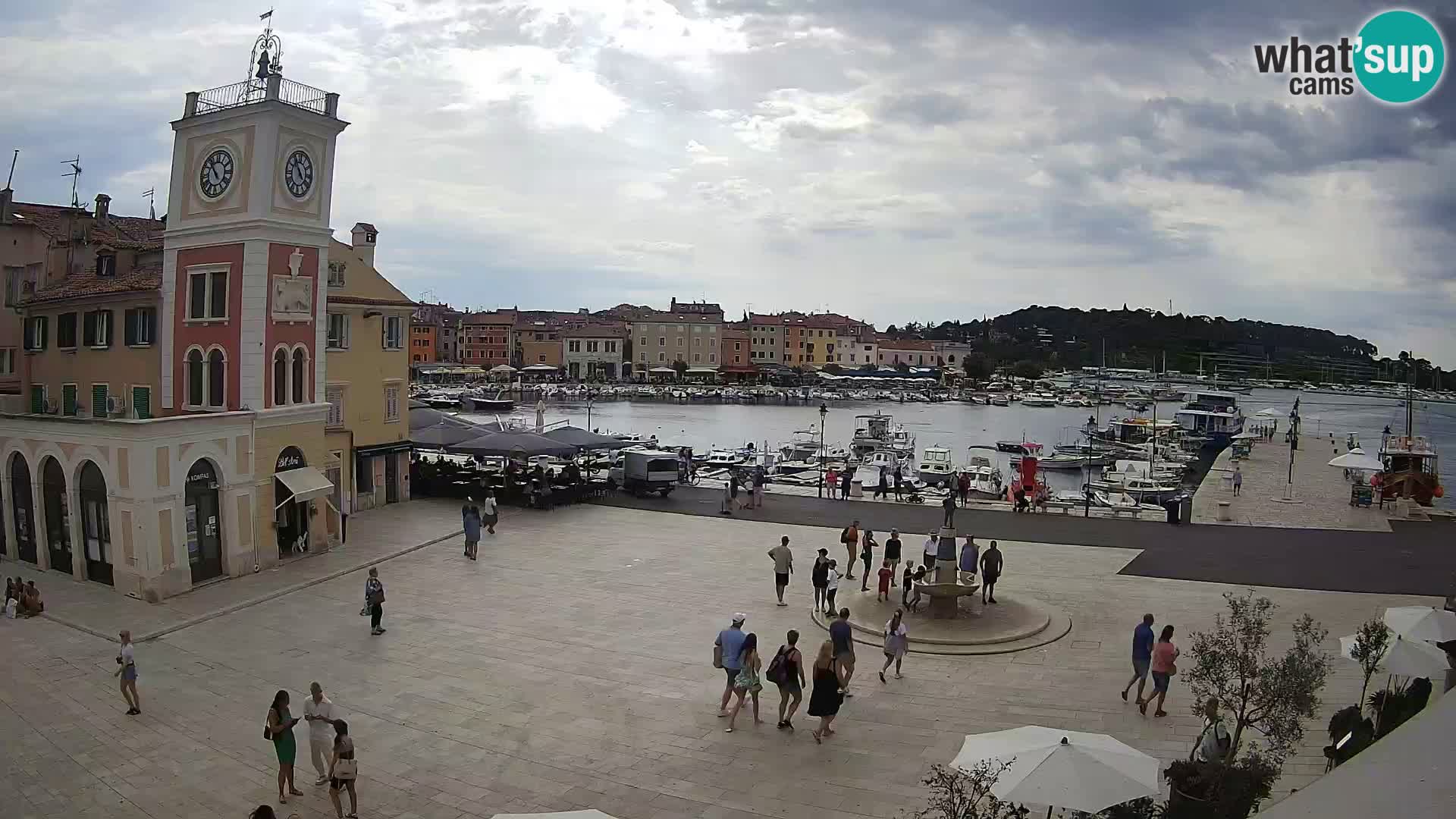 Webcam Rovigno piazza | LIVE cam Piazza centrale Rovigno