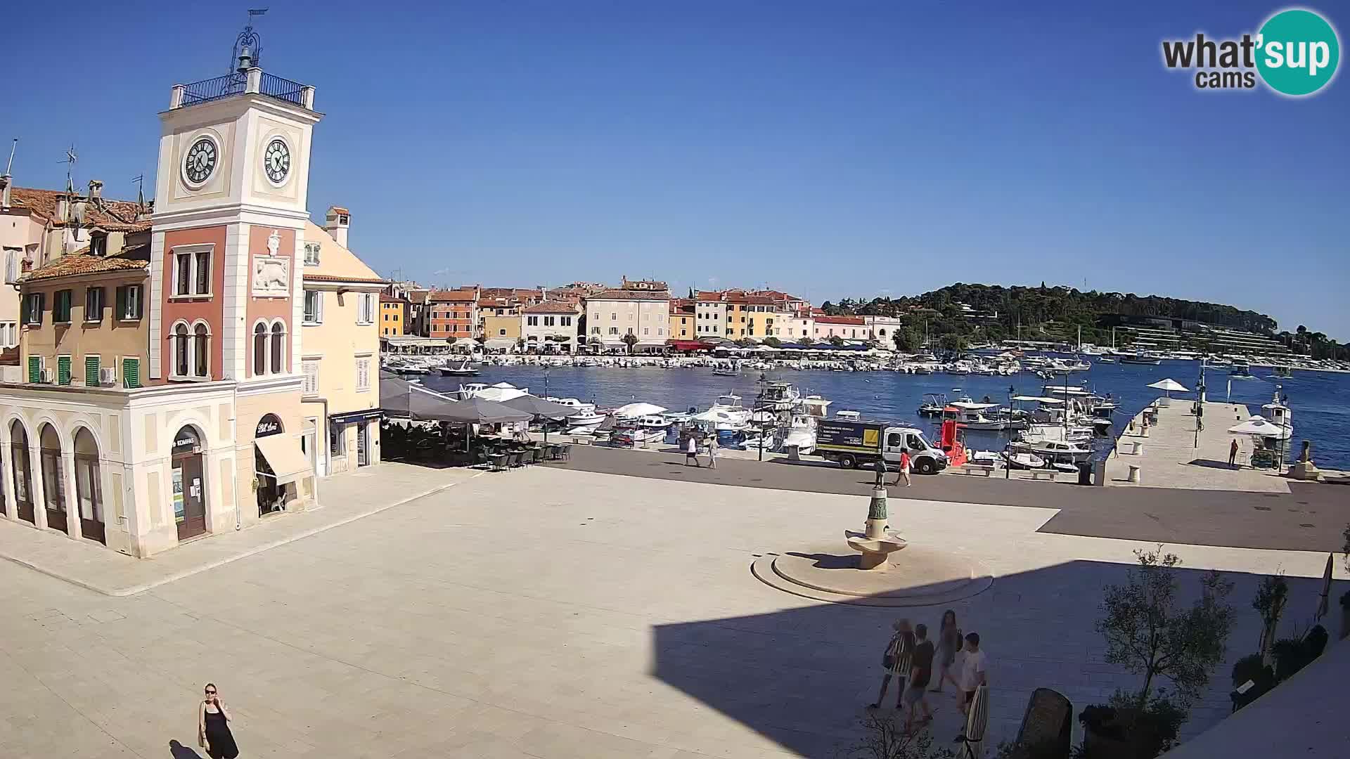 Rovinj spletna kamera trg