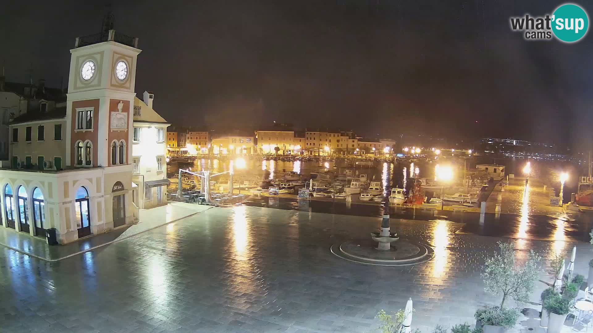 Rovinj spletna kamera trg