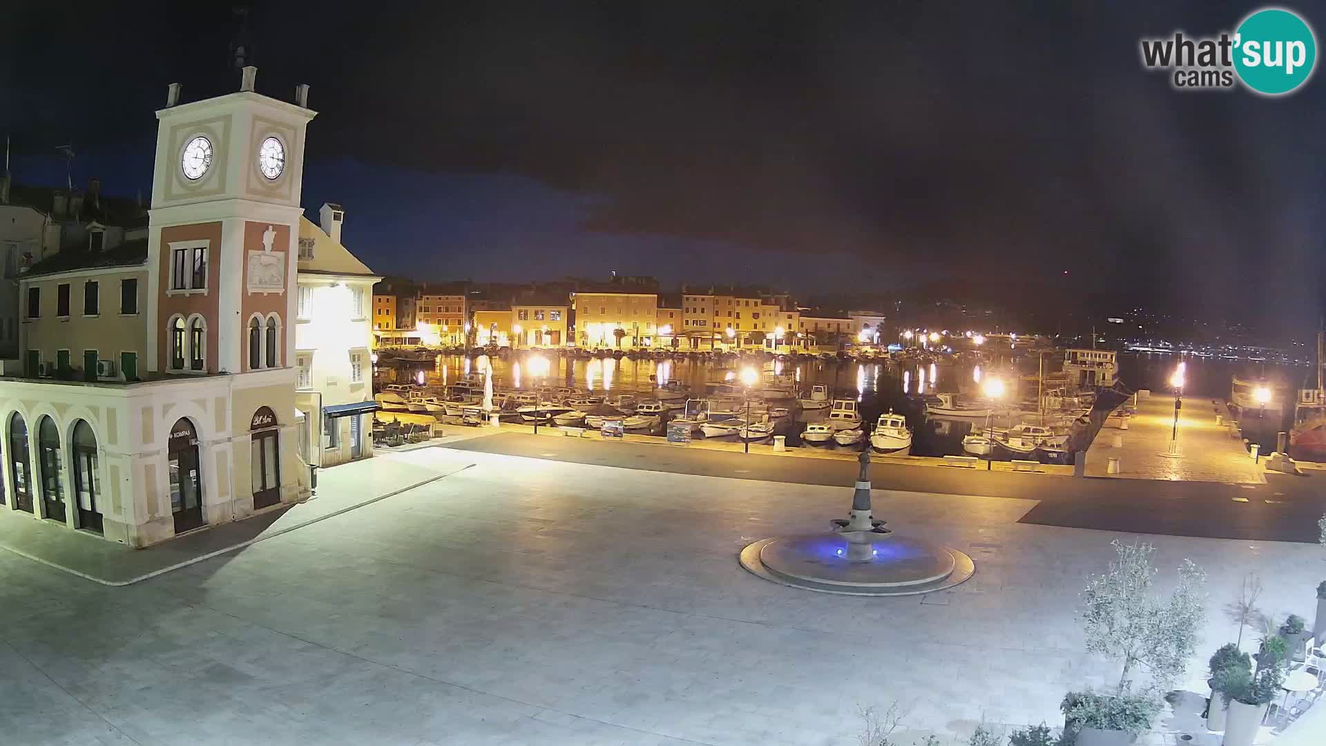 Webcam Rovigno piazza | LIVE cam Piazza centrale Rovigno
