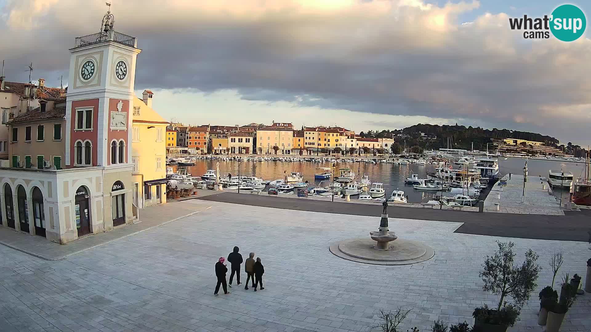 Webcam Rovigno piazza | LIVE cam Piazza centrale Rovigno