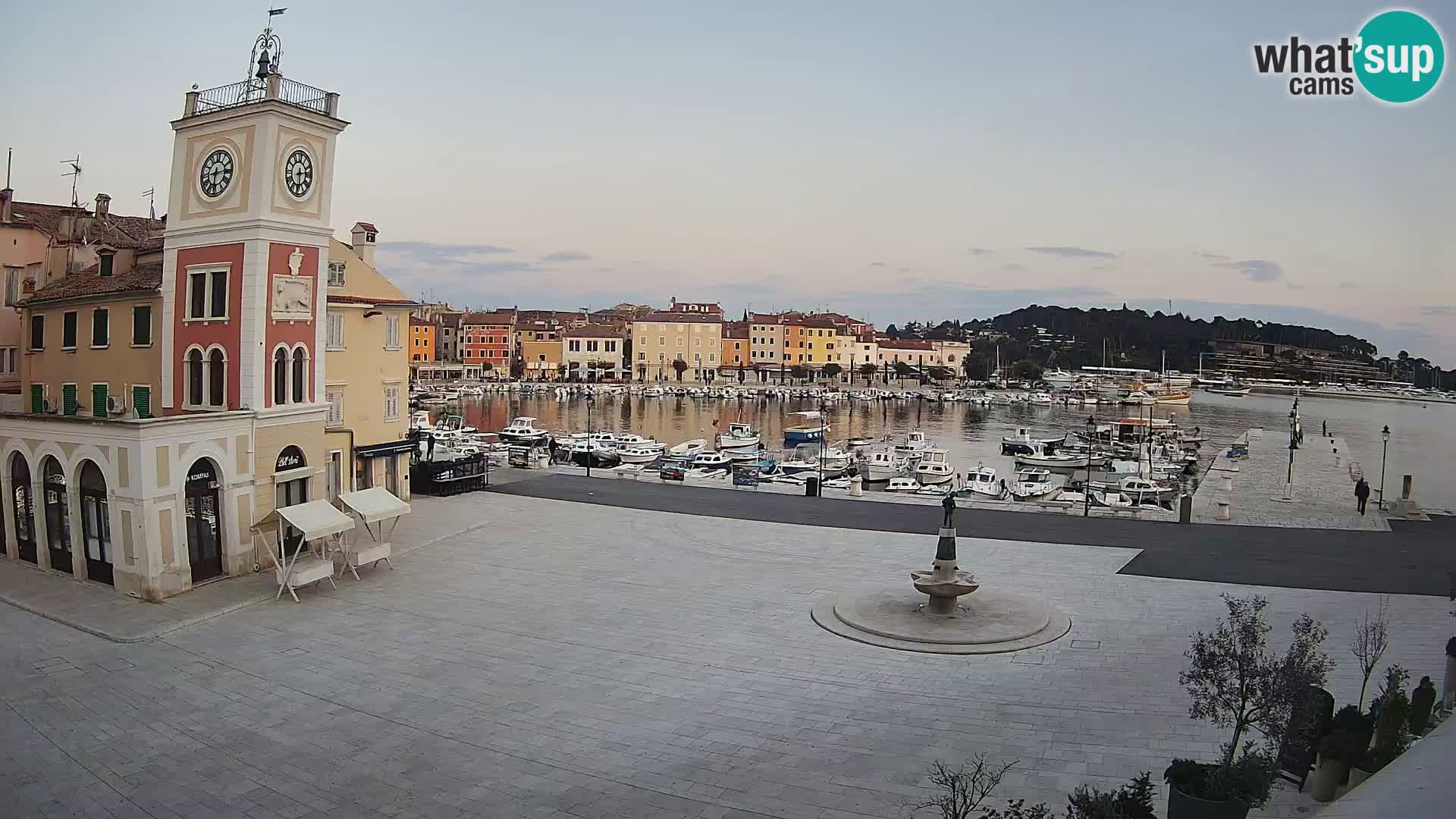 Webcam Rovigno piazza | LIVE cam Piazza centrale Rovigno