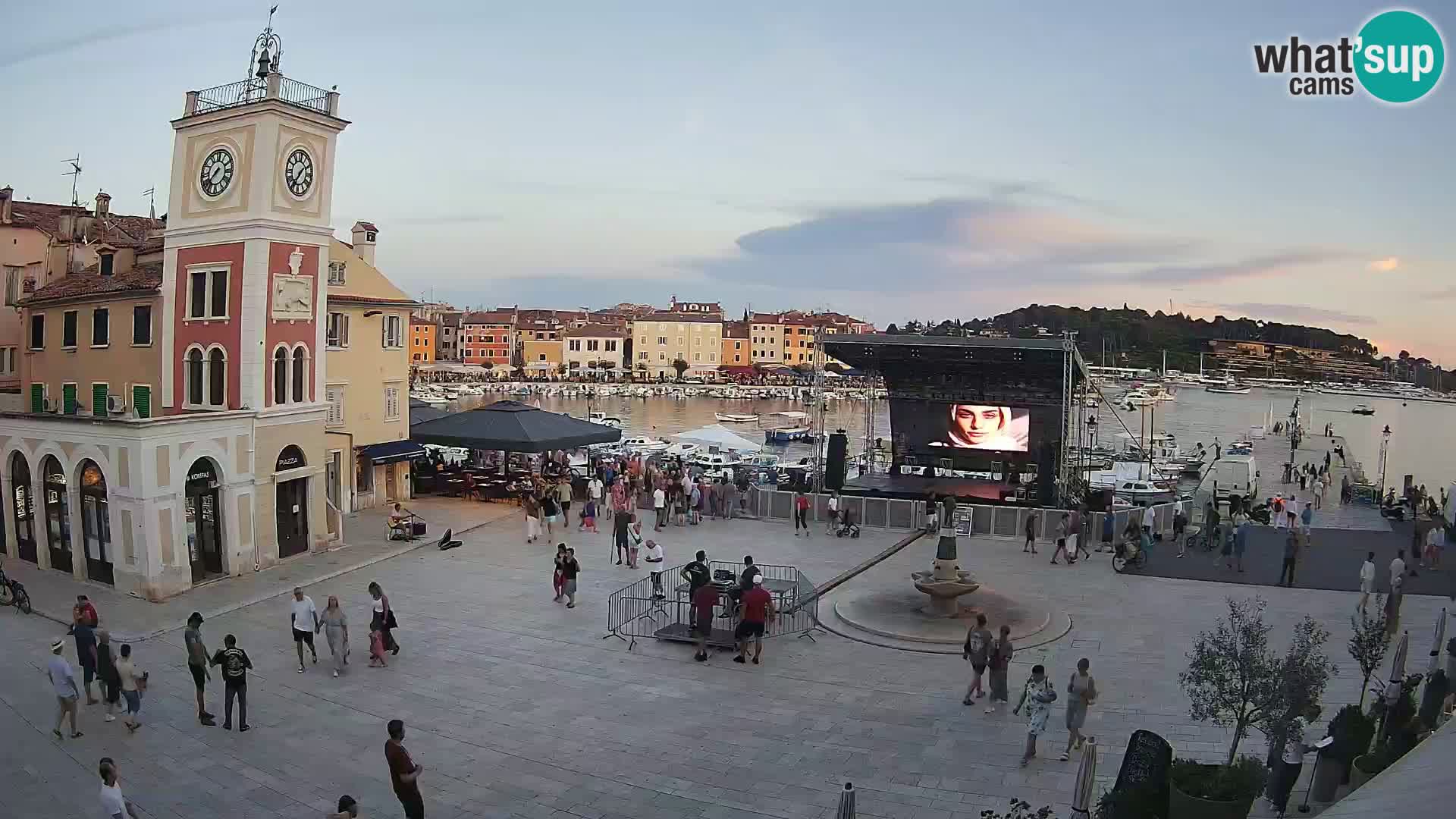 Rovinj spletna kamera trg