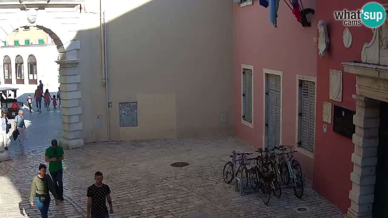 Webcam en vivo Rovinj – “Puerta de la ciudad” Proa de Balbi – Istria – Croacia