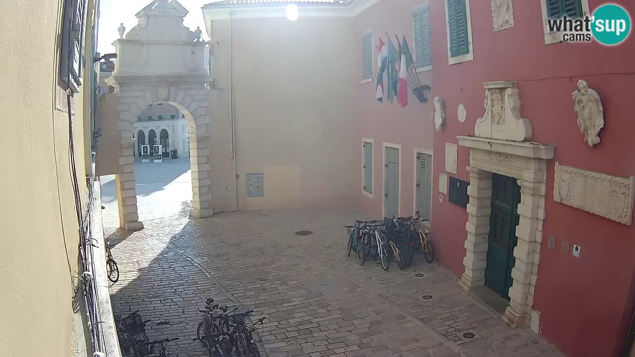 Webcam en direct Rovinj – L’arc de Balbi “Porte de la ville” – Istrie – Croatie