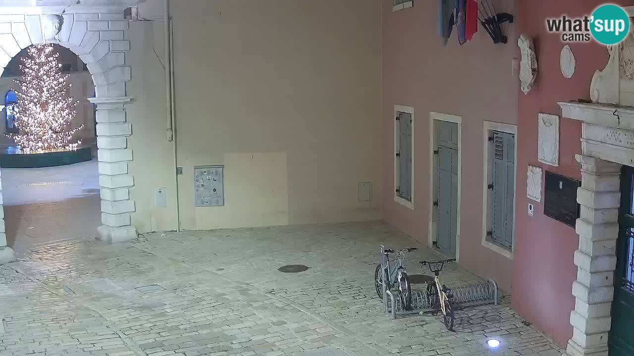 Live webcam Rovinj – Balbijev luk “Gradska vrata” – Istra – Hrvatska