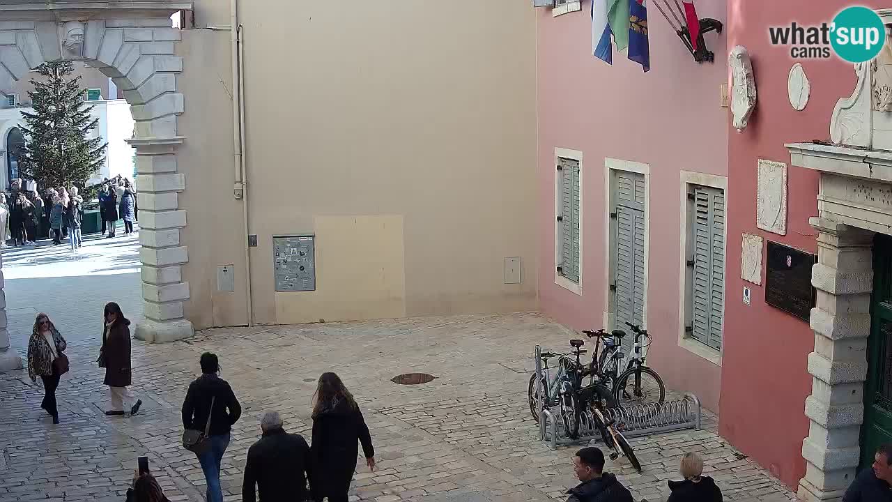 Webcam en vivo Rovinj – “Puerta de la ciudad” Proa de Balbi – Istria – Croacia