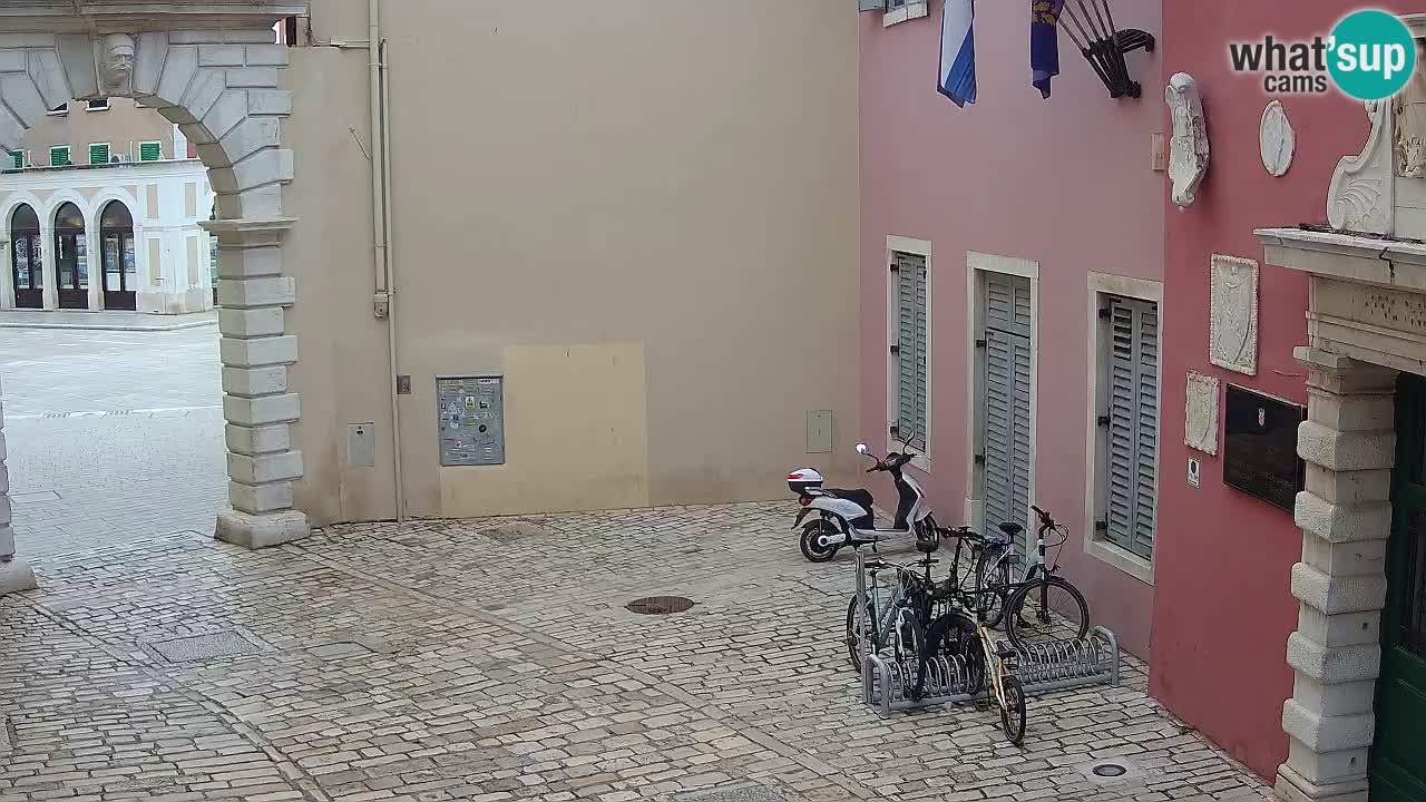 Webcam en direct Rovinj – L’arc de Balbi “Porte de la ville” – Istrie – Croatie