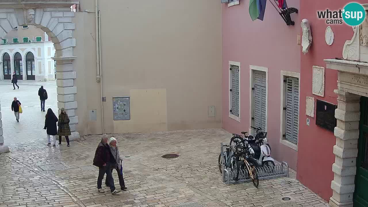 Webcam en vivo Rovinj – “Puerta de la ciudad” Proa de Balbi – Istria – Croacia