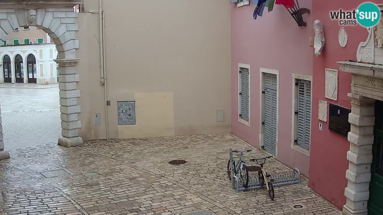 Webcam en direct Rovinj – L’arc de Balbi “Porte de la ville” – Istrie – Croatie