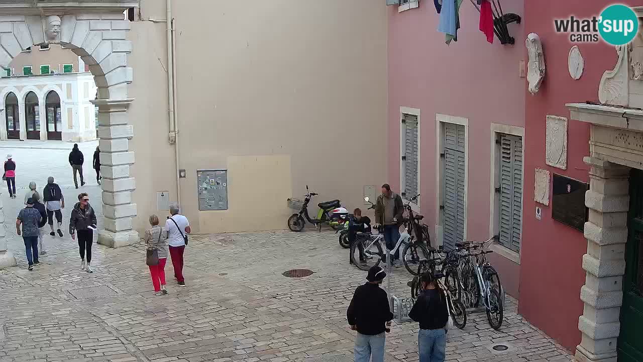 Webcam en vivo Rovinj – “Puerta de la ciudad” Proa de Balbi – Istria – Croacia