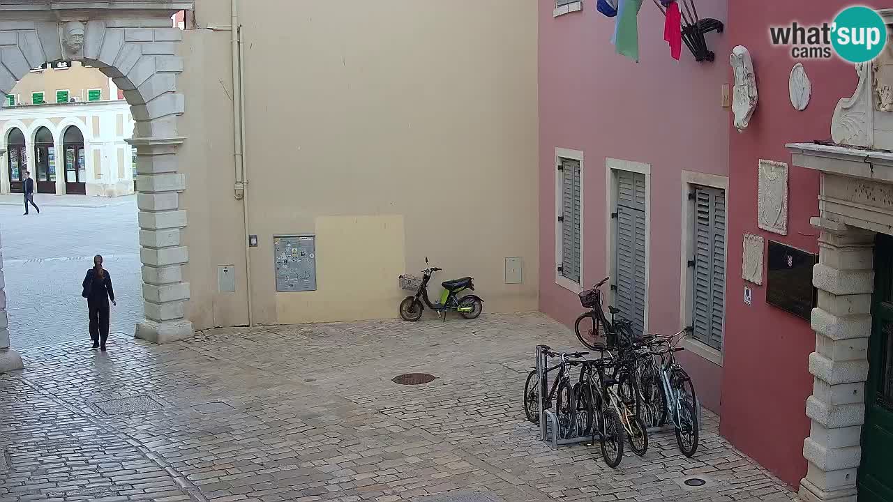 Webcam en direct Rovinj – L’arc de Balbi “Porte de la ville” – Istrie – Croatie