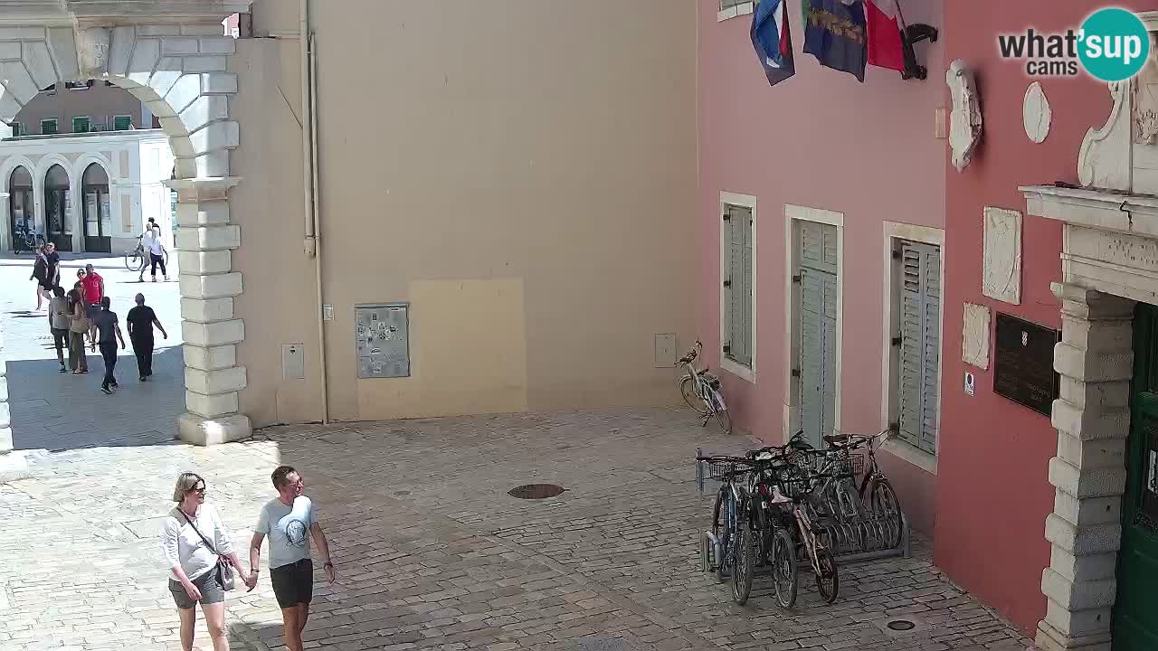 Spletna kamera Rovinj Mestna vrata – Balbijev lok – Istra – Hrvaška